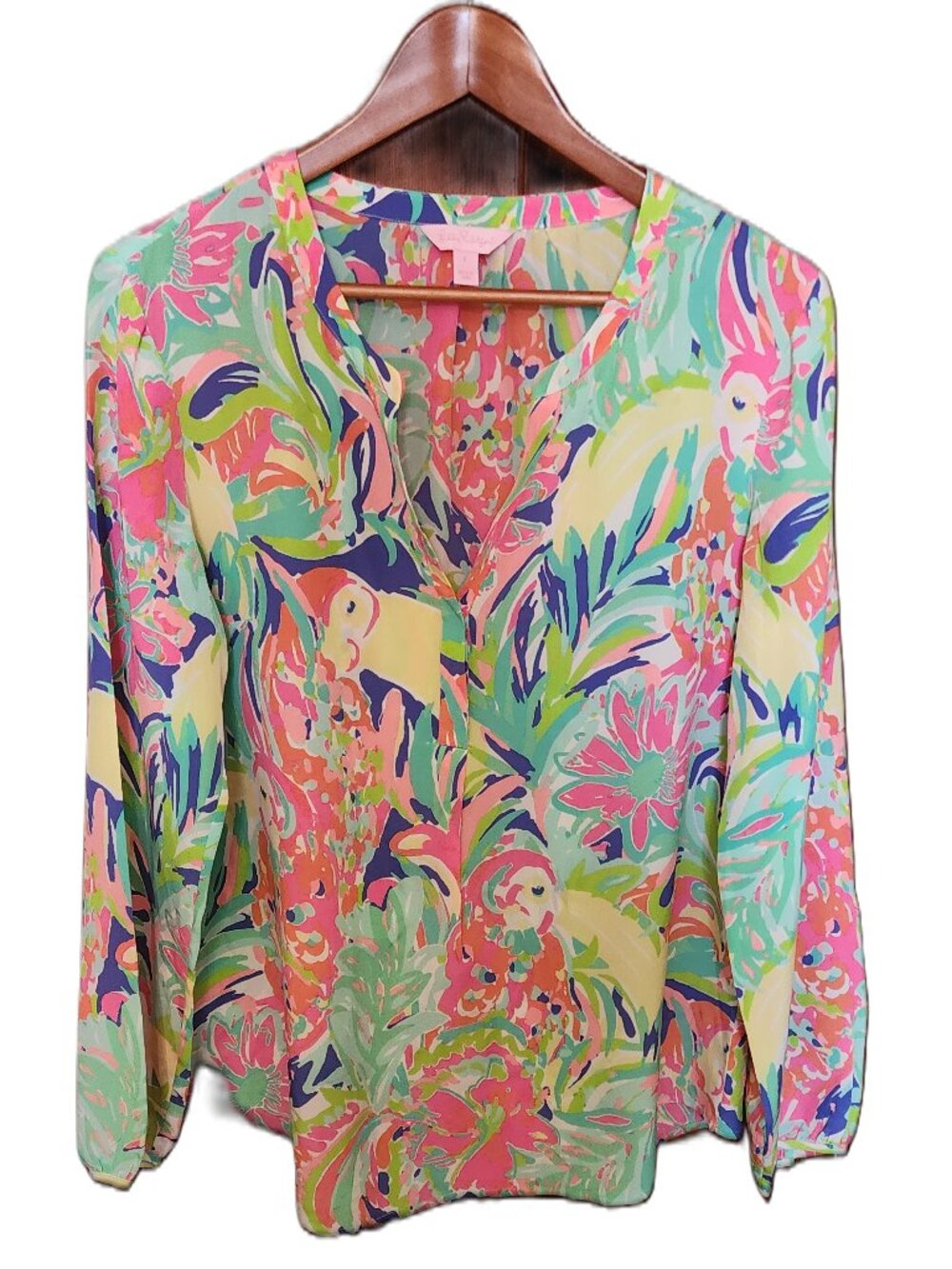 Lilly Pulitzer Elsa Blouse, Pure Silk, Gorgeous Vibrant Colours, Size L, NWOT